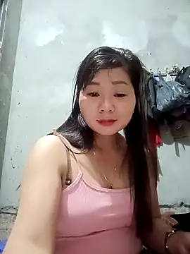 Snapshot of vangkt-cute chatting on April 25, 2026, 7:00 pm vangkt-cute online show from April 25, 2026, 7:00 pm