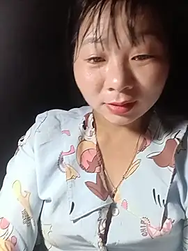 Snapshot of vangkt-cute chatting on May 10, 2026, 8:14 pm vangkt-cute online show from May 10, 2026, 8:14 pm