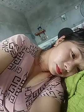 Snapshot of vangkt-cute chatting on May 25, 2026, 6:08 am vangkt-cute online show from May 25, 2026, 6:08 am