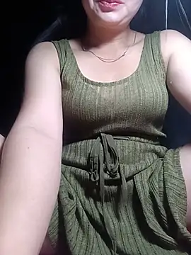 Snapshot of vangkt-cute chatting on June 1, 2026, 5:36 pm vangkt-cute online show from June 1, 2026, 5:36 pm