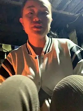 phuong cute online show from November 12, 2025, 1:17 am