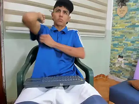 naughty boy Maicoll online show from November 15, 2025, 11:40 am