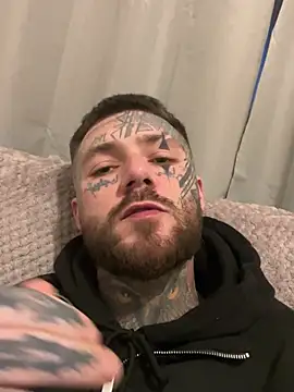 magicmichaell online show from February 13, 2026, 8:10 am