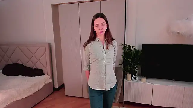 MerrileeFondren online show from November 20, 2025, 7:08 am