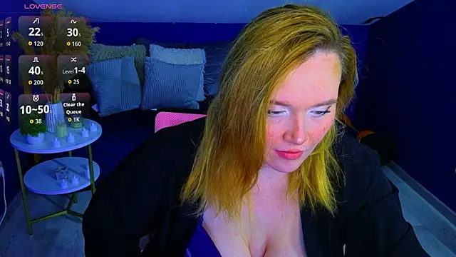 Snapshot of Vex_Veil chatting on November 21, 2025, 9:13 pm Vex Veil online show from November 21, 2025, 9:13 pm