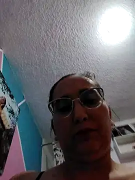 LaLey2702 online show from December 2, 2025, 1:33 am