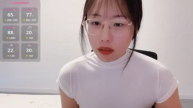 suisui322 online show from December 15, 2025, 6:06 am