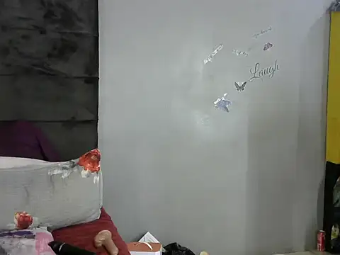 WILD KITTYxXxX online show from November 21, 2025, 10:08 pm