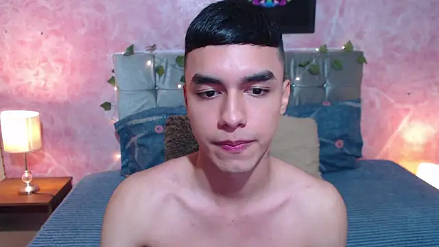 DUVAN MONTES online show from November 12, 2025, 1:00 pm