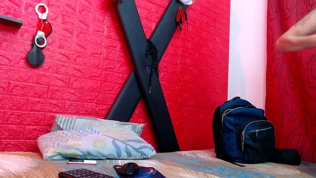 salomesmit666 online show from April 22, 2026, 1:23 pm