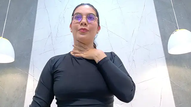 Snapshot of NattyTrainor chatting on November 17, 2025, 4:51 am NattyTrainor online show from November 17, 2025, 4:51 am