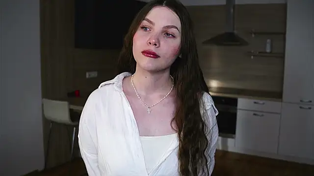 BelvaCaimi online show from November 25, 2025, 6:24 am