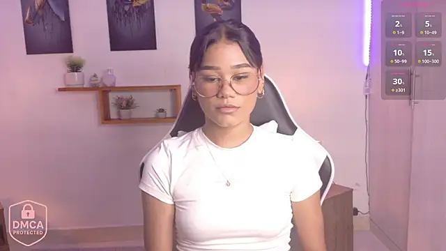 Snapshot of Luna_sofia_1110 chatting on November 21, 2025, 12:54 am Luna sofia 1110 online show from November 21, 2025, 12:54 am