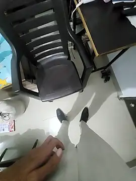 Snapshot of Noxvorlen chatting on January 7, 2026, 6:54 pm Noxvorlen online show from January 7, 2026, 6:54 pm