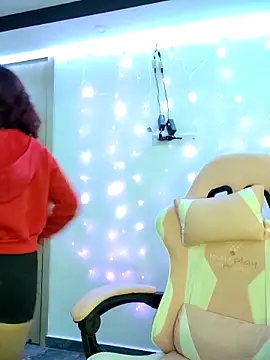 Sarah Lark- online show from April 10, 2026, 11:09 pm