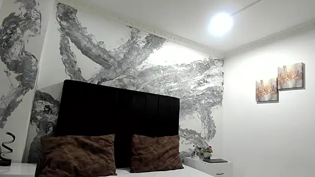 Snapshot of lilithDraven_ chatting on February 13, 2026, 3:57 am lilithDraven online show from February 13, 2026, 3:57 am