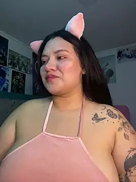 Snapshot of Just_danna chatting on May 3, 2026, 4:51 am Just danna online show from May 3, 2026, 4:51 am