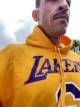 Snapshot of Lucasjandre chatting on November 19, 2025, 12:05 pm Lucasjandre online show from November 19, 2025, 12:05 pm