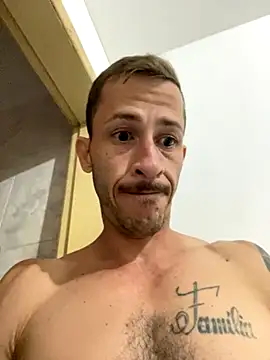 Snapshot of Lucasjandre chatting on November 21, 2025, 9:57 pm Lucasjandre online show from November 21, 2025, 9:57 pm