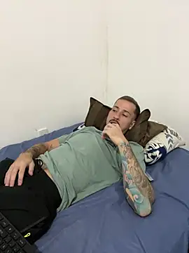 Snapshot of Lucasjandre chatting on November 29, 2025, 12:24 am Lucasjandre online show from November 29, 2025, 12:24 am