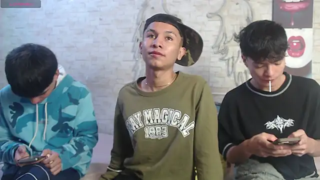 axel milo kairo and noa online show from January 8, 2026, 5:26 pm