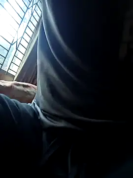 Snapshot of Ragner-6_9 chatting on December 5, 2025, 10:13 am Ragner-6 9 online show from December 5, 2025, 10:13 am