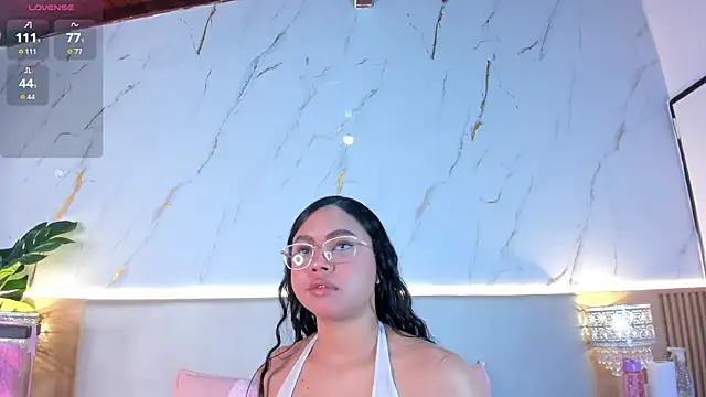 Snapshot of april_grey11 chatting on July 15, 2026, 7:30 pm april grey11 online show from July 15, 2026, 7:30 pm