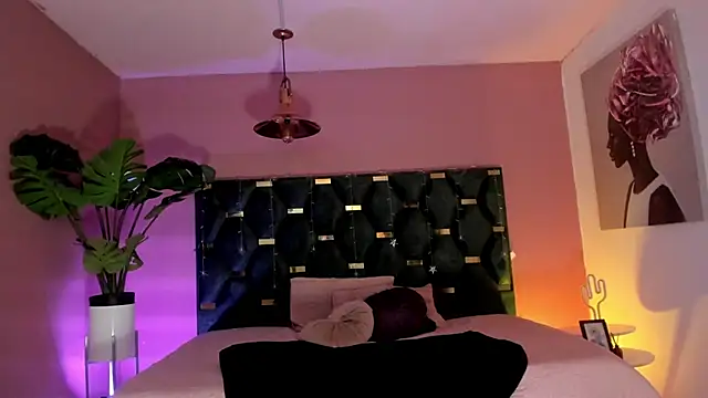 Velvet Dreamss online show from March 27, 2026, 11:43 am