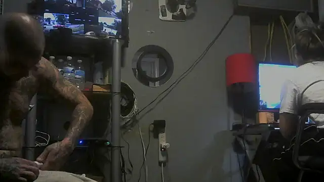 sexxxilexxxi44 online show from April 28, 2026, 11:48 am