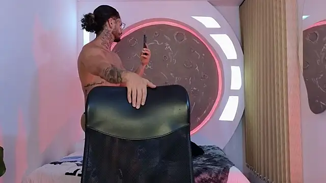 Alanrodgers online show from November 28, 2025, 10:18 am