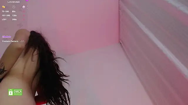 Jinforlove online show from November 14, 2025, 7:01 pm