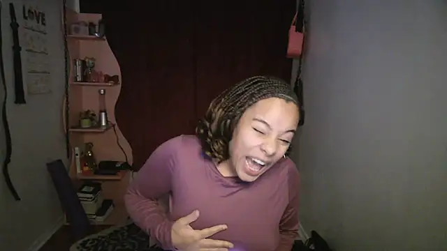 PrettyLittleProblem online show from November 20, 2025, 2:06 pm