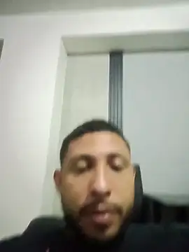 Snapshot of MAX_Jhonnson chatting on November 19, 2025, 5:07 am MAX Jhonnson online show from November 19, 2025, 5:07 am