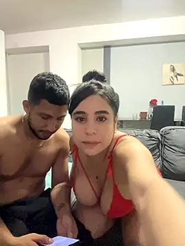 Snapshot of MAX_Jhonnson chatting on November 24, 2025, 6:46 am MAX Jhonnson online show from November 24, 2025, 6:46 am