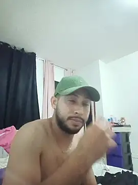 Snapshot of MAX_Jhonnson chatting on November 27, 2025, 12:24 am MAX Jhonnson online show from November 27, 2025, 12:24 am