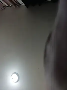 MAX Jhonnson online show from March 6, 2026, 5:37 am