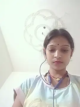 Snapshot of Mohnicute chatting on June 16, 2026, 7:27 pm Mohnicute online show from June 16, 2026, 7:27 pm