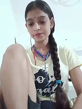 Snapshot of Mohnicute chatting on July 31, 2026, 4:50 pm Mohnicute online show from July 31, 2026, 4:50 pm