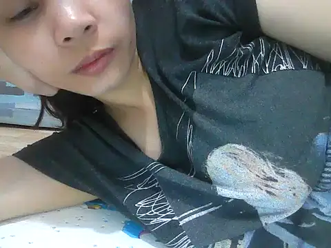 hotsexytits4U online show from January 19, 2026, 1:04 pm