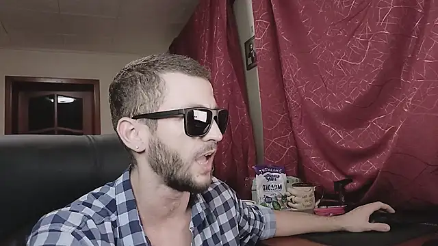 Snapshot of 333Alone_in_theDark777 chatting on November 27, 2025, 8:00 pm 333Alone in theDark777 online show from November 27, 2025, 8:00 pm