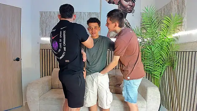 Snapshot of Justingsex1 chatting on November 23, 2025, 6:13 am Justingsex1 online show from November 23, 2025, 6:13 am