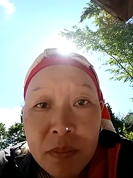 girl-hot2x online show from December 22, 2025, 5:04 am