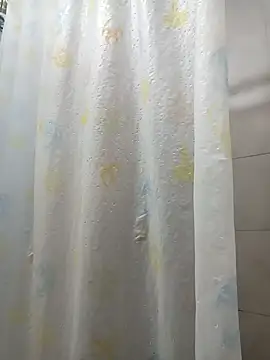 yesua28 online show from April 20, 2026, 8:32 pm