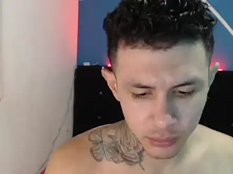 damiansexyboy69 online show from November 21, 2025, 4:44 am