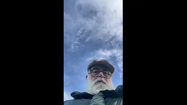 LeatherSdaddy online show from December 2, 2025, 1:05 pm