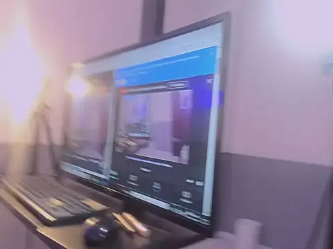 dulce gray online show from November 30, 2025, 1:37 pm