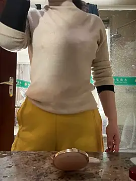 oo-shanshan online show from February 15, 2026, 2:41 am