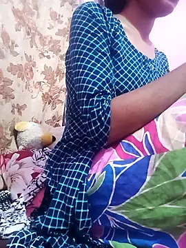 Riya 917 online show from February 24, 2026, 7:12 pm