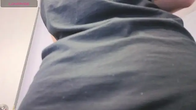 Violetta jhonson a online show from April 19, 2026, 5:45 pm