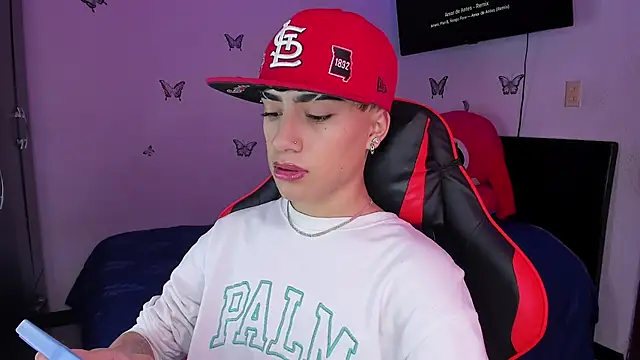 ThiagoDV online show from November 14, 2025, 1:54 pm